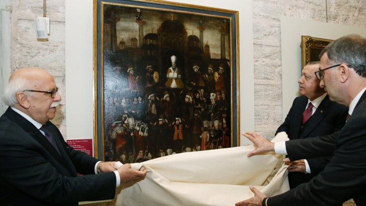 Erdoğan, tablo gösterimi açılışı yaptı