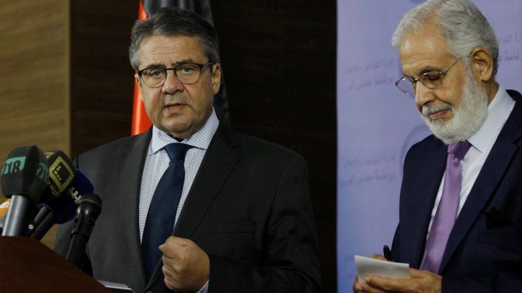 Almanya Dışişleri Bakanı Gabriel: Irak'ın bütünlüğünü tehlikeye atmak doğru değil