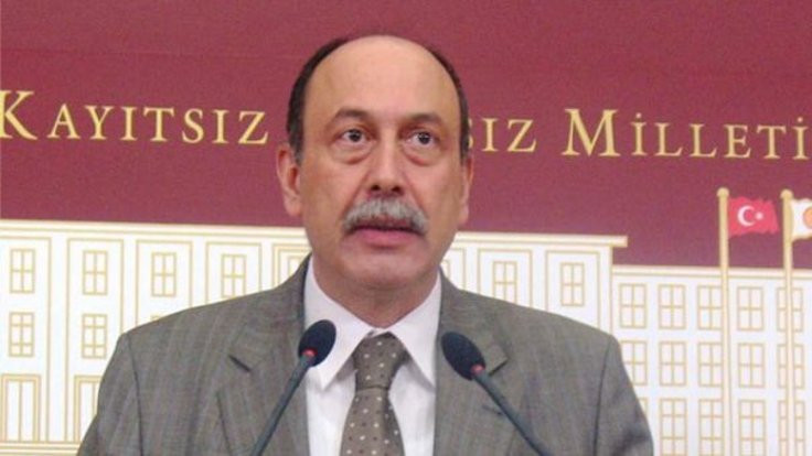 Levent Tüzel'in pasaportu iptal edildi
