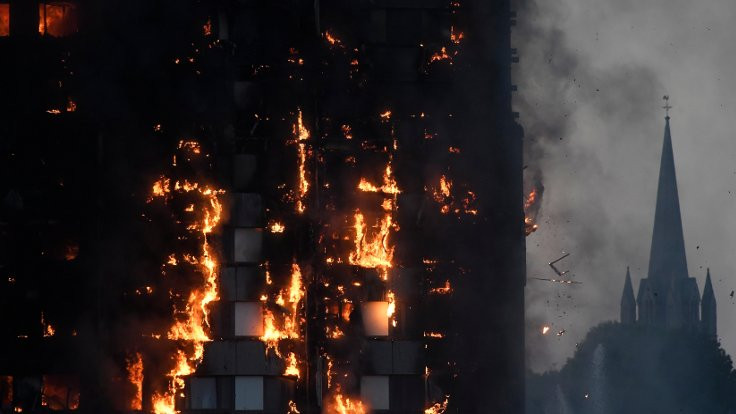 Londra yangınında 6 kişi öldü