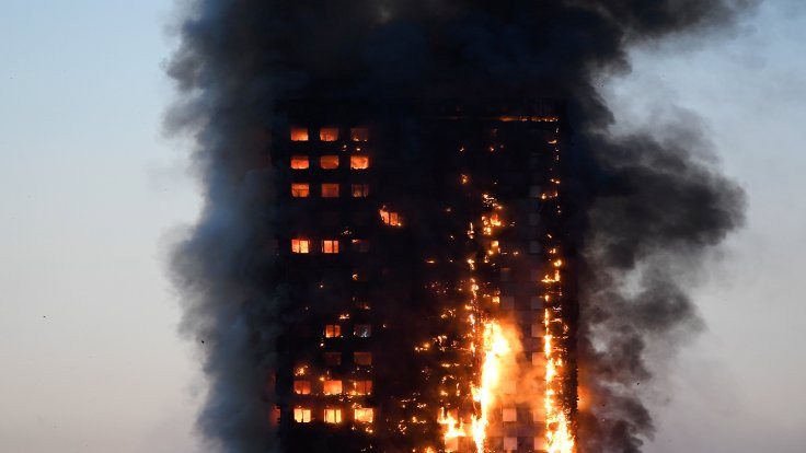 Londra yangınında ölü sayısı 79'a yükseldi