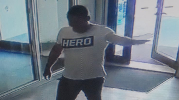'Hero' tişörtü giyen kişi tutuklandı