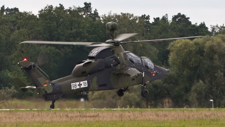 Almanya'ya ait askeri helikopter düştü
