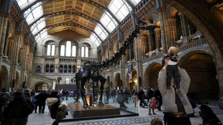 Asperger sendromlu çocuk gittiği müzenin hatasını ortaya çıkardı