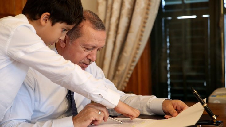 Erdoğan: Bugünkü mesai arkadaşım torunum Ömer Tayyip