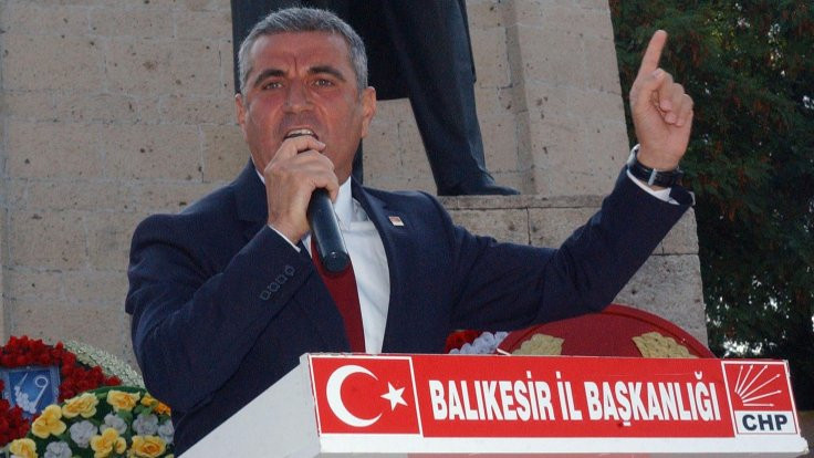 Balıkesir'de 30 Ağustos tepkisi: Vali ve belediye başkanı gelmeye tenezzül etmedi