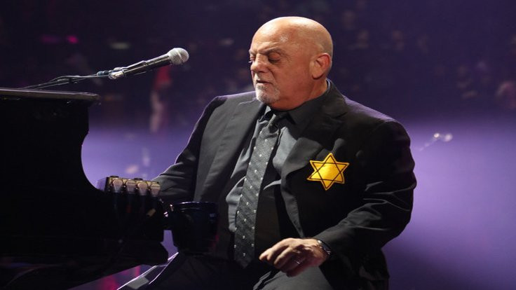 Billy Joel göğsünde 'Davut Yıldızı' ile sahneye çıktı