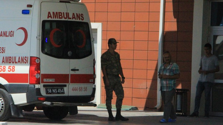 Sivas'ta 30 asker hastaneye kaldırıldı