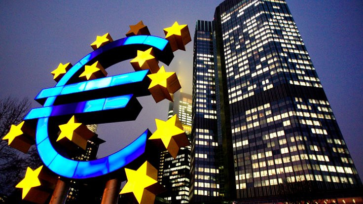 Avrupa Merkez Bankası politika faizini sıfırda tuttu
