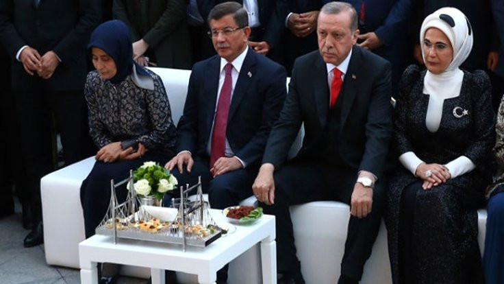 'Davutoğlu ile Erdoğan mı kazanacak?'