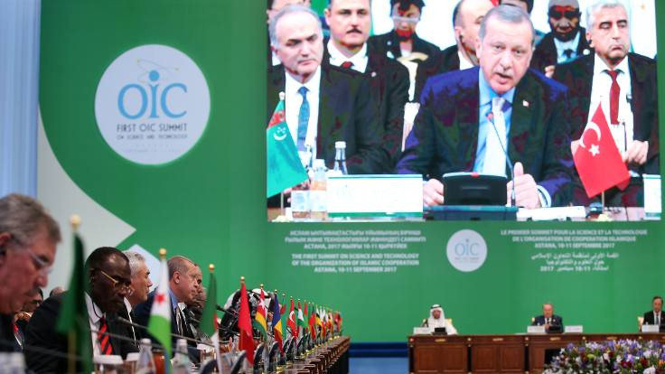 Erdoğan: İslam dünyasının yüzde 55'i okuma yazma dahi bilmiyor