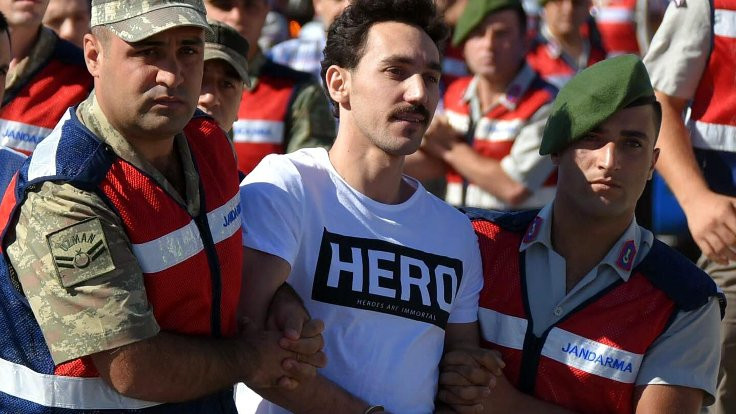 'Hero' tişörtüne 5 yıl hapis talebiyle dava