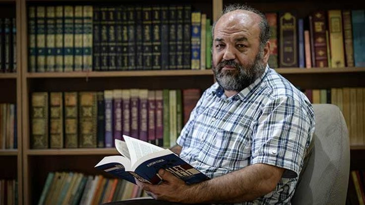 İhsan Eliaçık: Isparta Kitap Fuarı'na katılmam Bahçeli tarafından engelledi