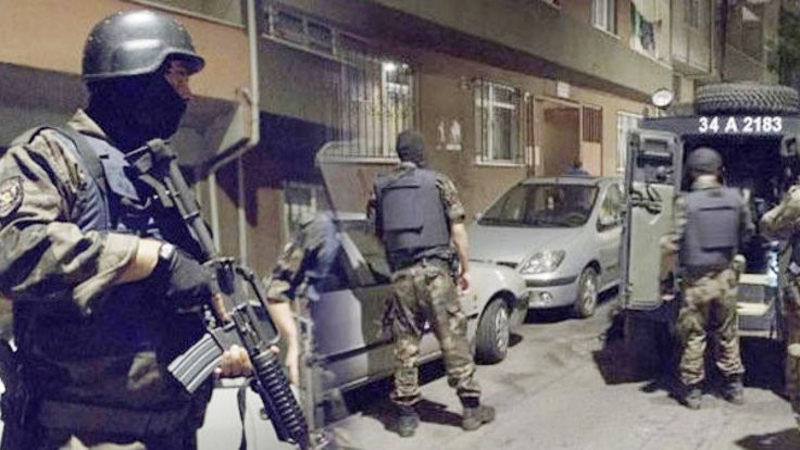 İzmir'de HDP'lilere gözaltı