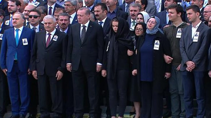 AK Partili Yüksel için Meclis'te tören