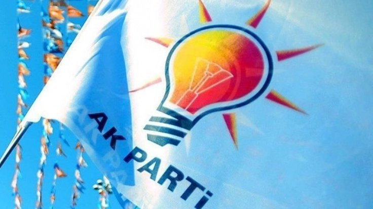AK Parti'de 4 il başkanı değiştirildi