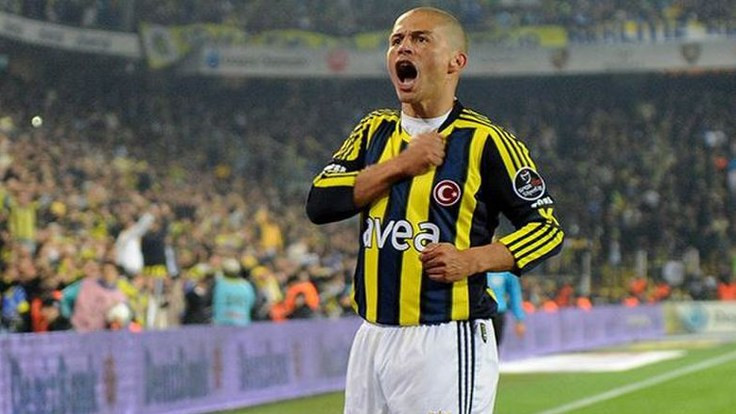 Fenerbahçe'den Alex mesajı: Yüz kere Alex, bin kere Alex!