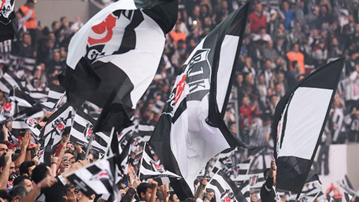 Taraftarlardan Beşiktaş'a 'sahaya çıkma' çağrısı