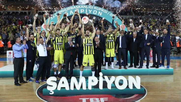 Fenerbahçe Doğuş, sezona kupayla başladı