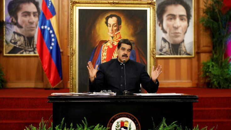 Maduro Katalonya'ya el uzattı