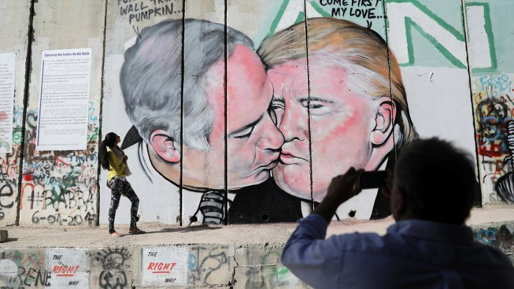 Netanyahu ve Trump, Batı Şeria duvarında