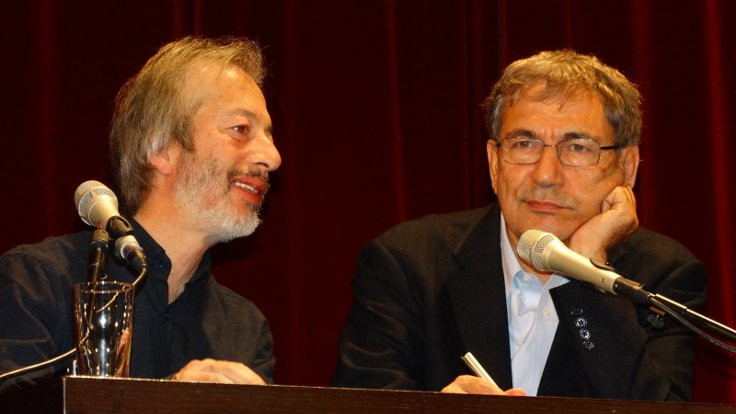 Orhan Pamuk: Solcular davet eder sonra on dakikada unuturlardı