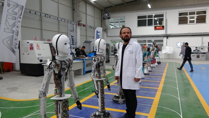 Konya'da her hafta bir insansı robot üretiliyor!