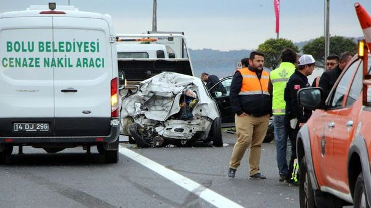 TIR otomobile çarptı: 1 kişi yaşamını yitirdi