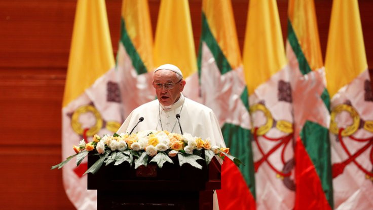 Papa, Rohingya  terimini kullanmadı