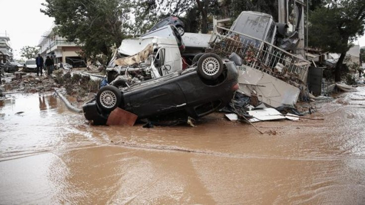 Yunanistan'da sel felaketi: En az 15 kişi öldü