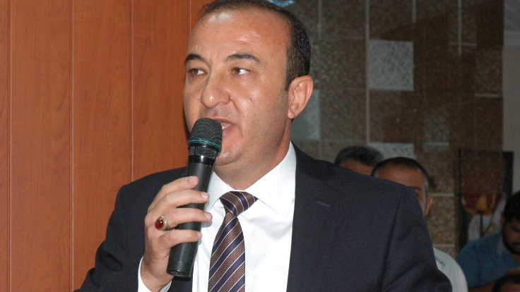 Eski AK Partili Ceyhan Belediye Başkanı Öztürk, FETÖ'den tutuklandı