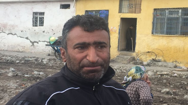 Mehmet Dağ'a polisten 'evini boşalt' tokadı