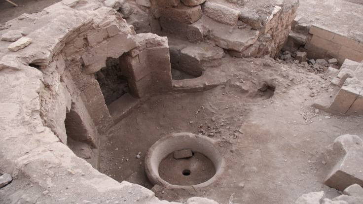 Harran'da 900 yıllık hamam bulundu
