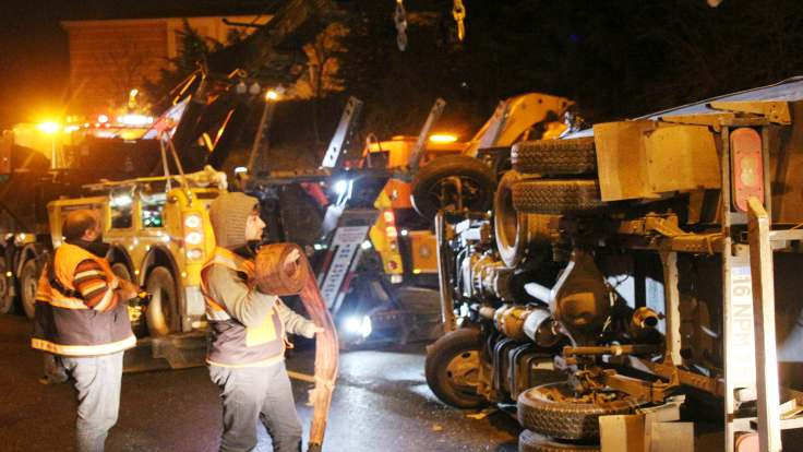İstanbul'da trafiği felç eden kaza
