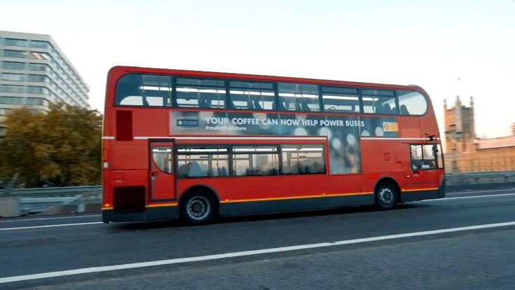 Londra'nın çift katlı otobüsleri 'kahve' ile çalışacak
