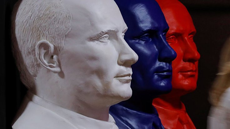 Rusya'da 'Süper Putin sergisi açıldı - Sayfa 4