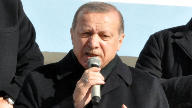 Erdoğan: Bazı iş adamları varlıklarını yurtdışına kaçırıyor