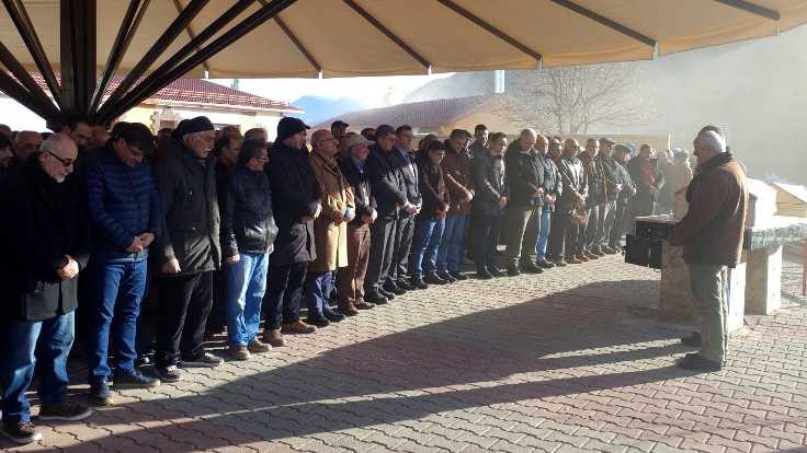 Evlerinde öldürülen kardeşler Tunceli'de defnedildi