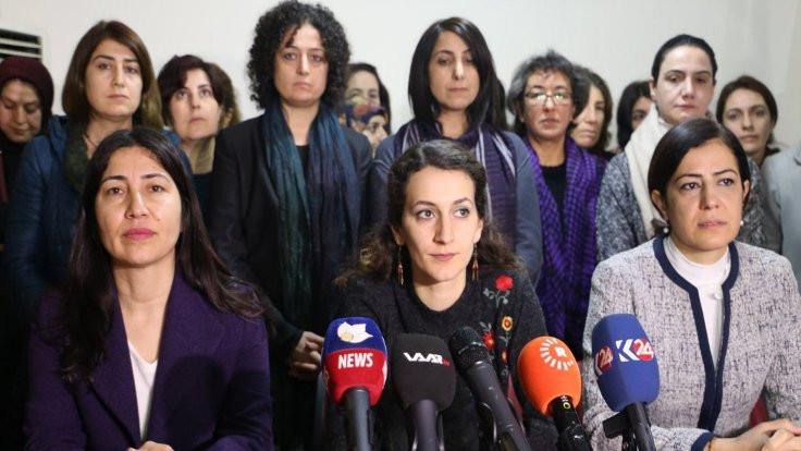 Diyarbakır’da kadınlardan Afrin açıklaması