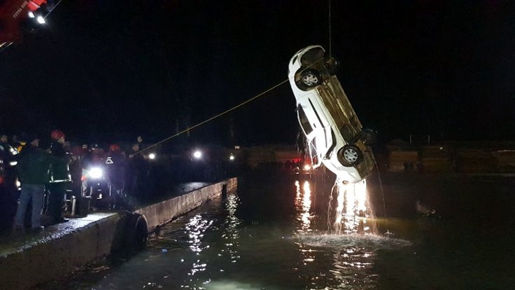Fatsa'da polis otosu denize düştü: 1 polis kayıp