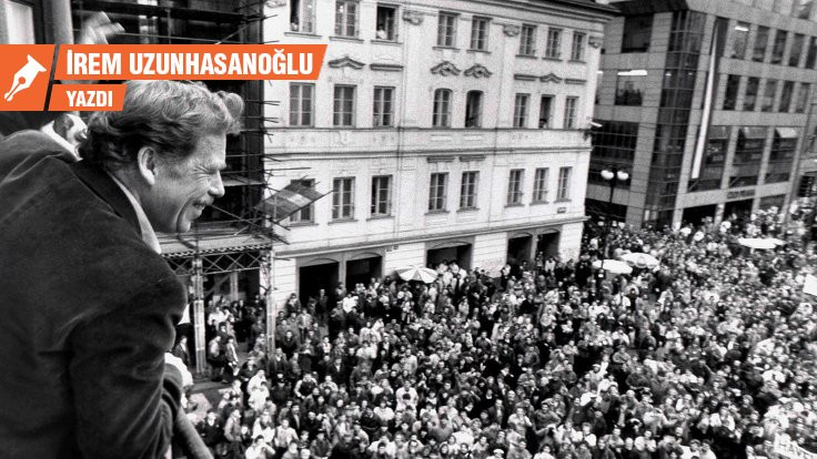 Çek Cumhuriyeti'nin ilk Cumhurbaşkanı tiyatrocu Vaclav Havel