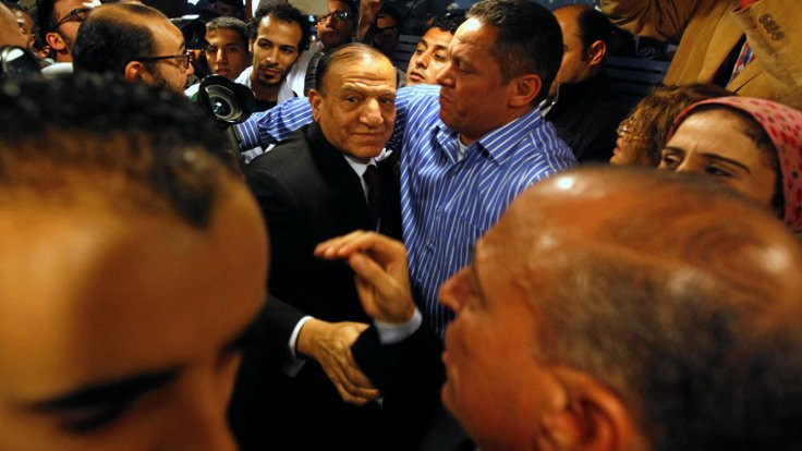 Sisi'nin en büyük rakibi gözaltına alındı