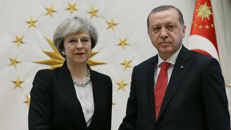 Cumhurbaşkanı Erdoğan, İngiltere Başbakanı Theresa May'le görüştü