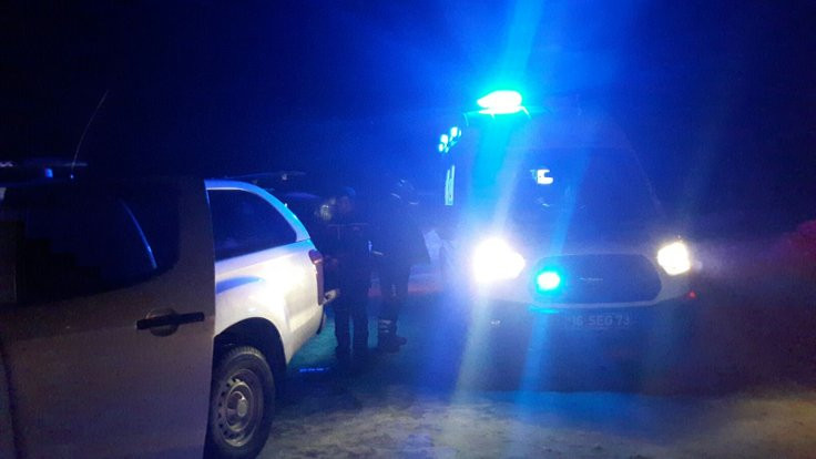 Uludağ'da doğa yürüyüşüne çıkan 5 kişi mahsur kaldı