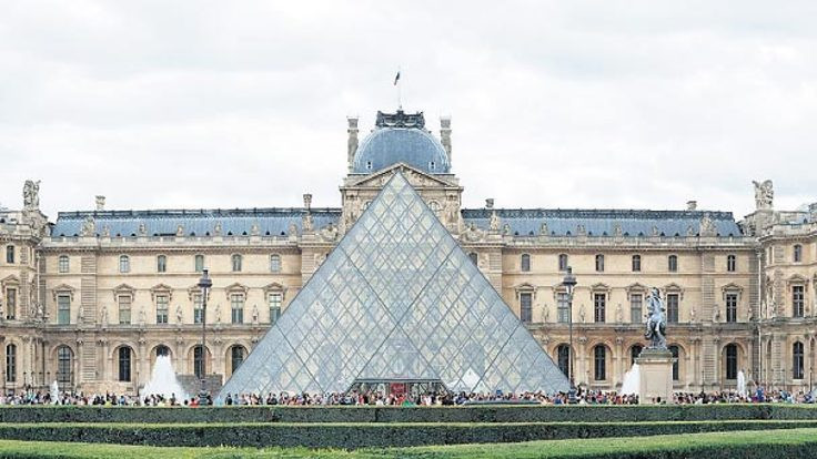 TBMM heyetini Louvre'da ‘ajan’ mı izledi?