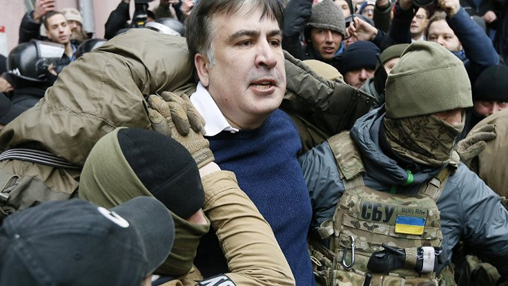 Saakaşvili, Ukrayna tarafından sınır dışı edildi
