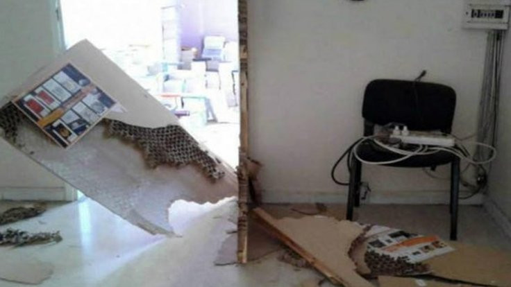 Aram Yayınevi'ne polis baskını: Kapıları balyozla kırıldı