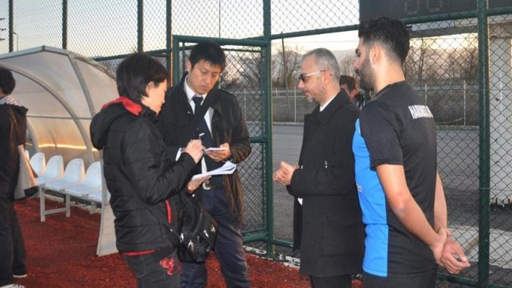 Japonlar Bitcoin'le transfer edilen futbolcuyu incelemek için Sakarya'ya geldi!