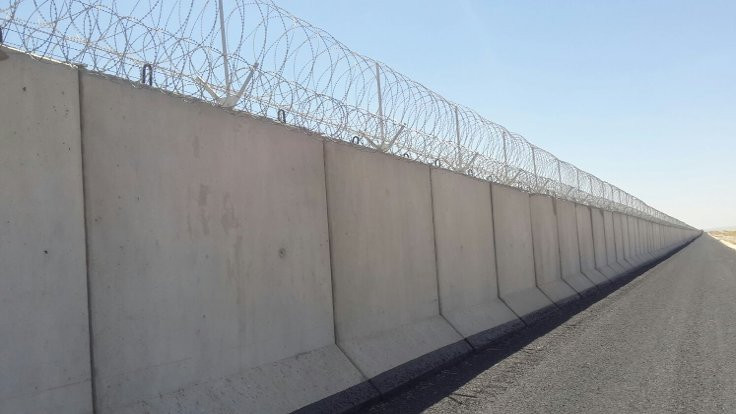 Suriye sınırına duvar bitiyor