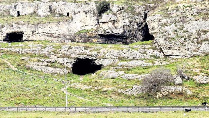 Uzmanlardan uyarı: Yarımburgaz Mağaraları'nı Çılgın Proje'den koruyun